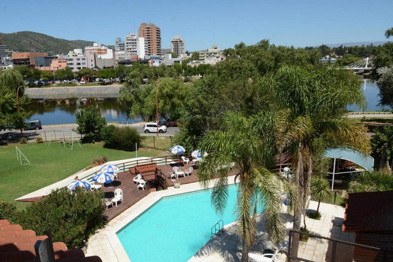 Hotel El Condado 비야카를로스파스 외부 사진