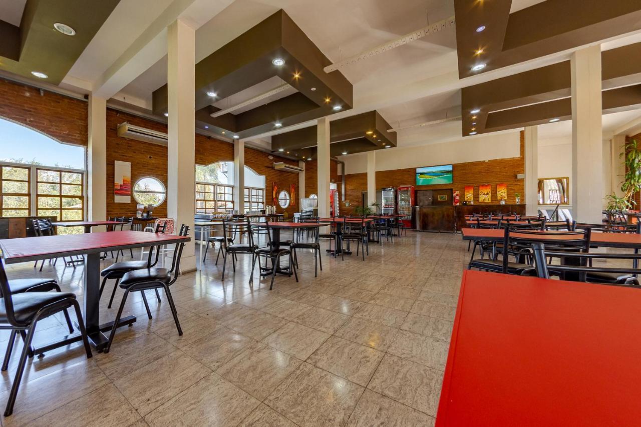 Hotel El Condado 비야카를로스파스 외부 사진