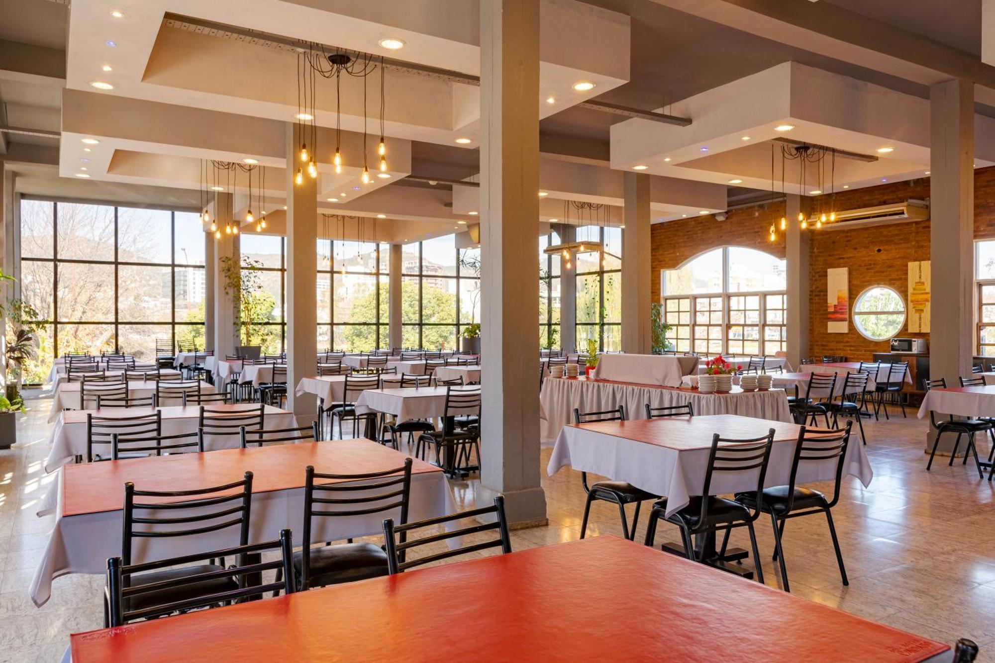 Hotel El Condado 비야카를로스파스 외부 사진